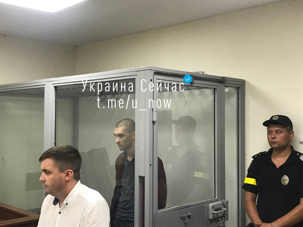 У Києві шахрай ошукав жінку на 10 тисяч гривень, обіцяючи евакуацію з Маріуполя.