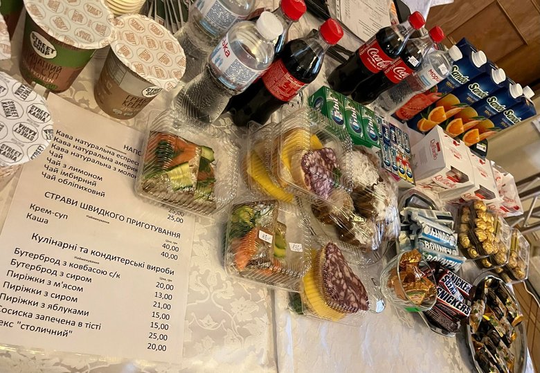 В Верховной Раде открыли фудкорт. Фото: Сensor.net