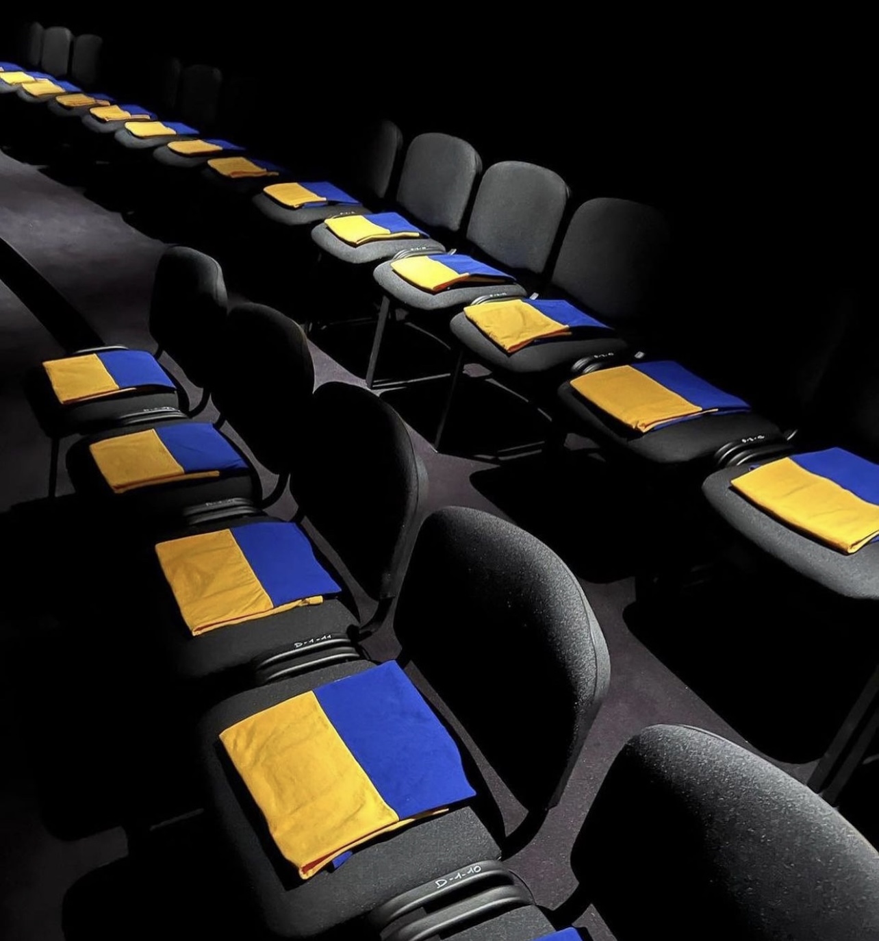 Instagram @demnagram