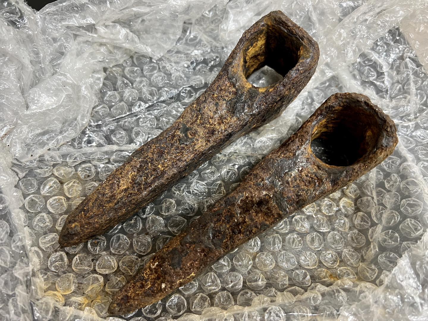 З Києва намагалися вивезти до США артефакти ФОТО: Київська митниця