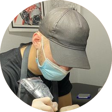 Тату-майстер Олександр