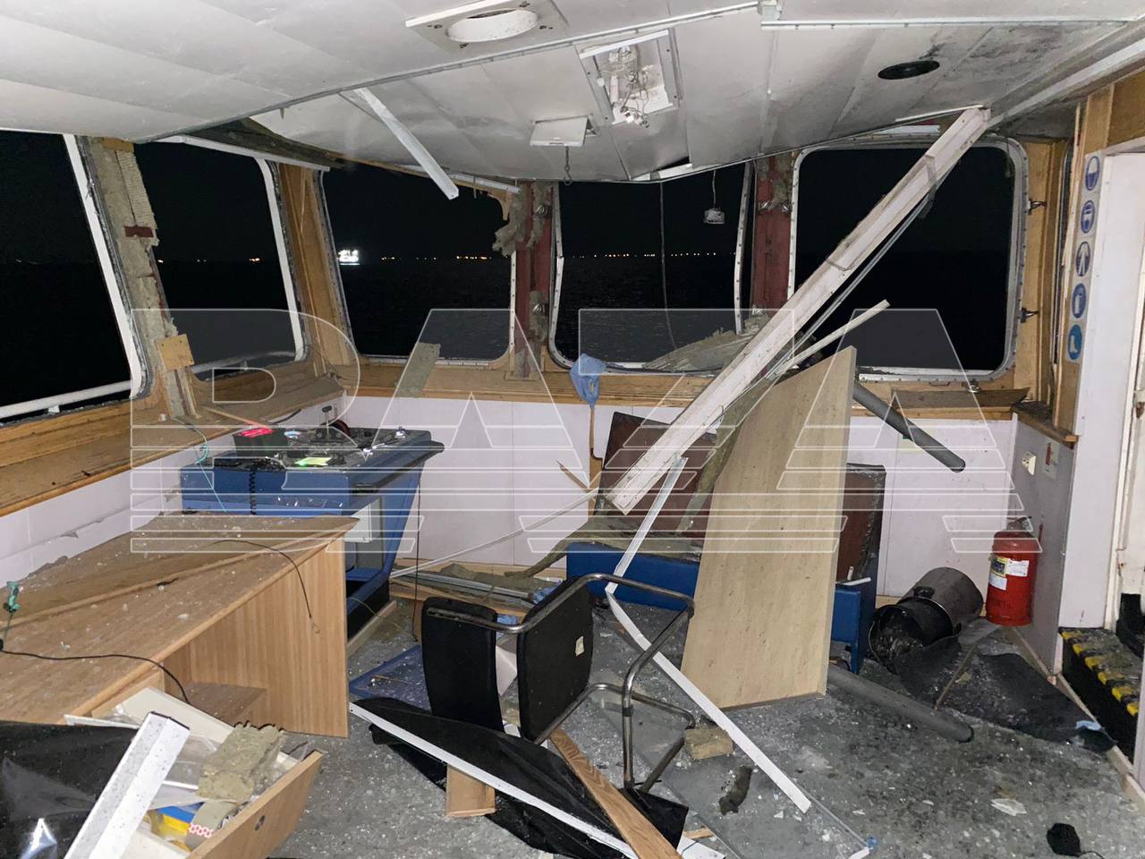 Фото поврежденного танкера -