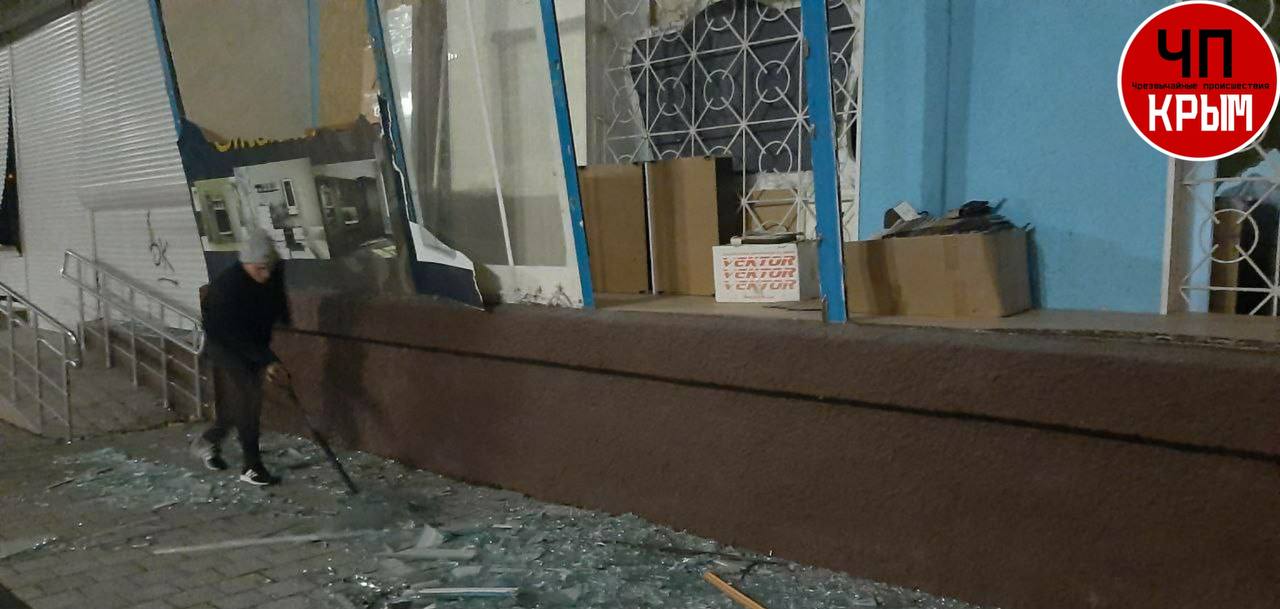 У Криму знищили великий десантний корабель "Новочеркаськ" Чорноморського флоту РФ -