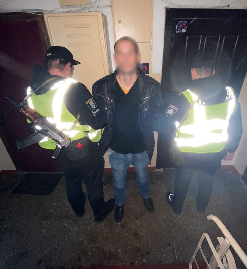 У Києві затримали чоловіка, який бив безпритульного кота об асфальт Фото: kyiv.npu.gov.ua