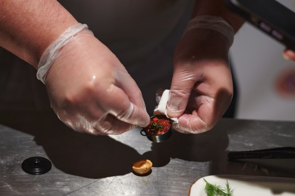 Найменший в історії борщ: в Україні встановили рекорд