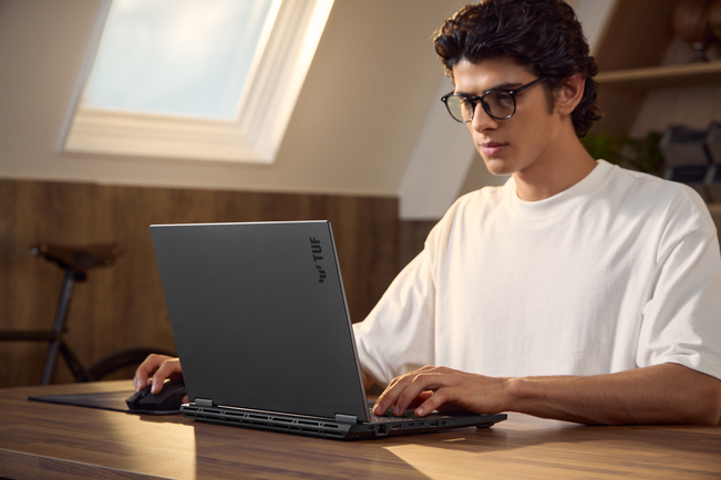 Для игр, работы, учебы и творчества: подарите эти ноутбуки от ASUS на Рождество или Новый год