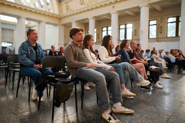 Бесплатные консультации, тесты и профориентация: на "Фестивале карьеры" откроют "Карьерное кафе" фото 7 6