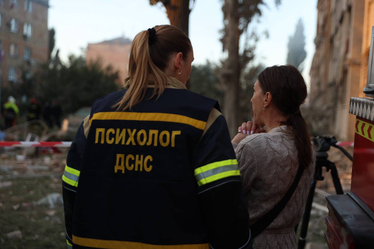 Последствия русской атаки на Киев. Фото: МВД Украины/Facebook