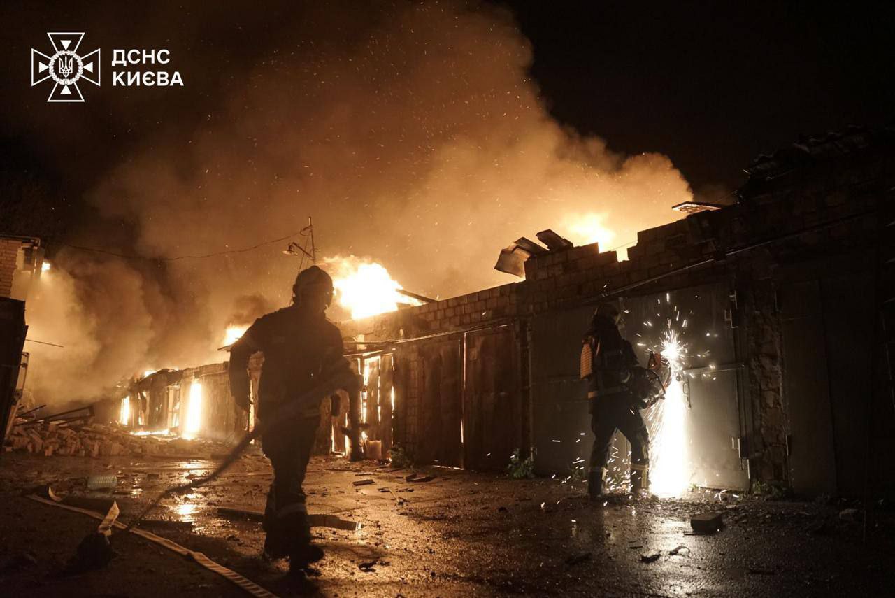 Війська РФ масовано атакували Київ: загинули 9 людей, понад 70 поранені фото 1