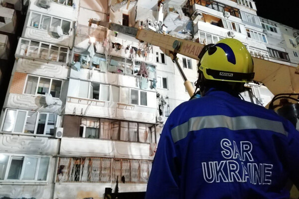 Взрыв дома на Позняках: сколько еще человек ищут под завалами фото 3