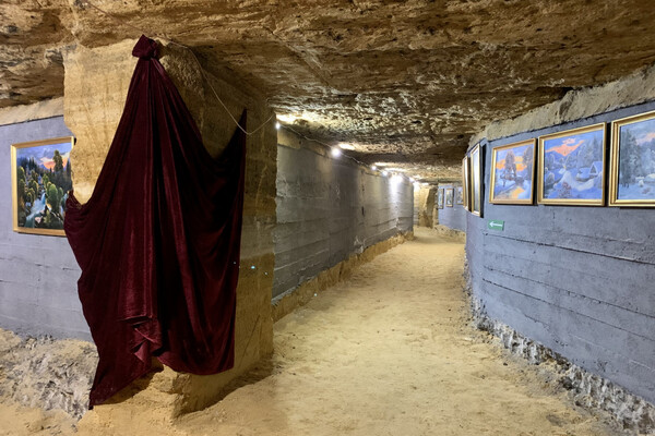 Интересный рекорд: в катакомбах под Одессой отметили арт-пространство  фото 10
