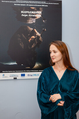 Перша виставка про війну і Чорне море &quot;Відродження&quot;, мисткиня Лера Літвінова: фото 1 организаторов мероприятия.